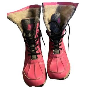 UGG Butte II Patent Sparkle Pink Waterproof Snow Boots Women's Size 4. EUC